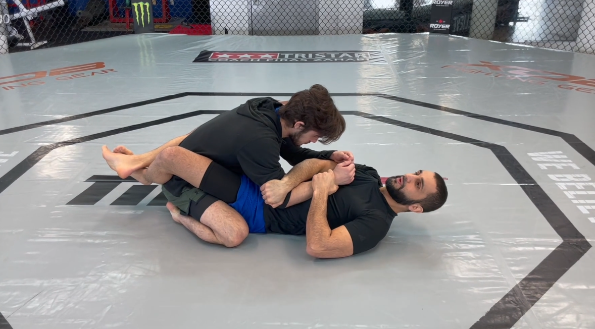 1/2 Climbing Armbar/Triangle from Guard Tristar Digital Exclusive